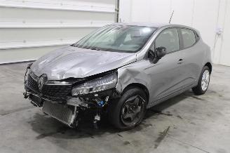 škoda osobní automobily Renault Clio  2025/6