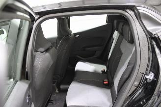 Renault Clio  picture 11