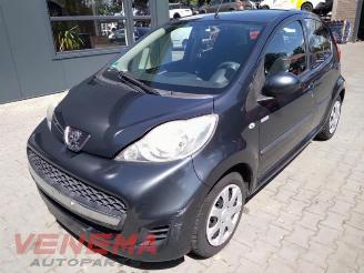 Salvage car Peugeot 107 107, Hatchback, 2005 / 2014 1.0 12V 2010/9