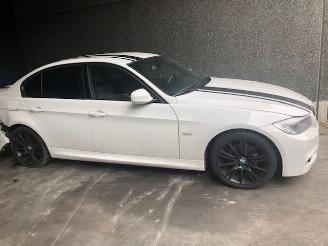 Auto da rottamare BMW 3-serie E90 - BENZINE - 2000CC 2011/9