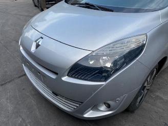 Autoverwertung Renault Scenic 1600CC - 96KW - DIESEL 2011/1