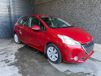 Uttjänta bilar auto Peugeot 208 208 (CA/CC/CK/CL) Hatchback 2012 / 2019 2014/8