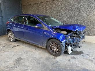 Vrakbiler auto Ford Focus Focus III Wagon Combi 2010 / 2018 1.0 Ti-VCT EcoBoost 12V 100 Combi/o  Benzine 998cc 74kW (101pk) FWD 2016/11