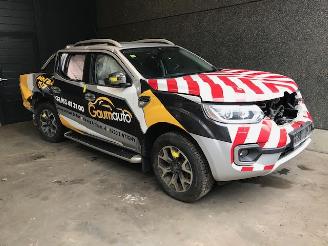 Coche siniestrado Renault Alaskan Pick-up 2019 2.3 dCi 190 4x4 Pick-up  Diesel 2.298cc 140kW (190pk) 4x4 2019/5