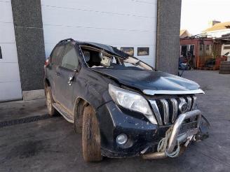 Coche siniestrado Toyota Landcruiser  2015/6