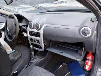 Dacia Sandero Sandero I (BS), Hatchback, 2008 / 2013 1.2 16V picture 15