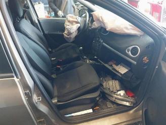 Renault Clio Clio III Estate/Grandtour (KR), Combi, 2007 / 2014 1.5 dCi FAP picture 17