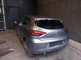 Vrakbiler auto Renault Clio Clio V (RJAB), Hatchback 5-drs, 2019 1.0 TCe 90 12V 2023/5