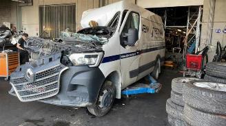 Salvage car Renault Master Master IV (FV), Van, 2010 2.3 dCi 165 16V RWD 2021/6