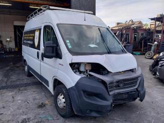 Damaged car Fiat Ducato Ducato (250), Van, 2006 2.3 D 120 Multijet 2020/10