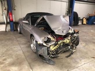 Vrakbiler auto Porsche Boxster Boxster (986), Cabrio, 1996 / 2004 2.5 24V 2000