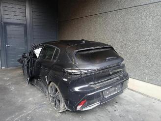 Uttjänta bilar auto Peugeot 308 308 (F3/FB/FH/FM/FP), Hatchback 5-drs, 2021 1.2 12V PureTech 130 2024/1