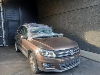 rozbiórka samochody osobowe Volkswagen Tiguan Tiguan (5N1/2), SUV, 2007 / 2018 2.0 TDI 16V 4Motion 2013/4