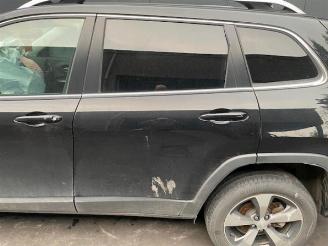 Jeep Cherokee  picture 6