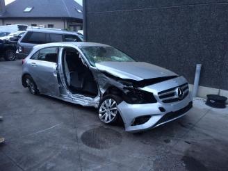 rozbiórka samochody osobowe Mercedes A-klasse a180 2015/1