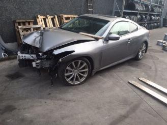 damaged passenger cars Infiniti G37  2008/1