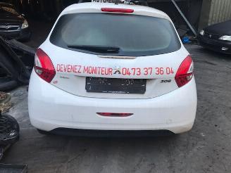 Vrakbiler auto Peugeot 208 DIESEL/1400CC/5VIT 2015/1