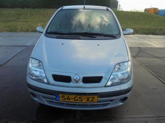 Vrakbiler auto Renault Mégane Scénic Scenic I (JA), MPV, 1999 / 2003 1.6 16V 2001/3