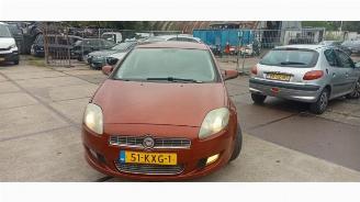 Vrakbiler auto Fiat Bravo Bravo (198A), Hatchback, 2006 / 2014 1.4 T-Jet 16V 120 2010/2