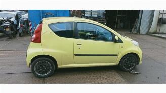 Peugeot 107 107, Hatchback, 2005 / 2014 1.0 12V picture 4