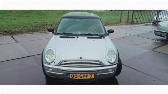 rozbiórka samochody osobowe Mini Mini Mini (R50/53), Hatchback, 2001 / 2007 1.6 16V Cooper 2002/11