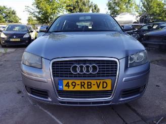 Vrakbiler auto Audi A3 A3 Sportback (8PA), Hatchback 5-drs, 2004 / 2013 2.0 FSI 16V 2005/1