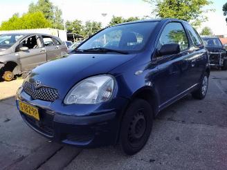 Toyota Yaris Yaris (P1), Hatchback, 1999 / 2005 1.0 16V VVT-i picture 2