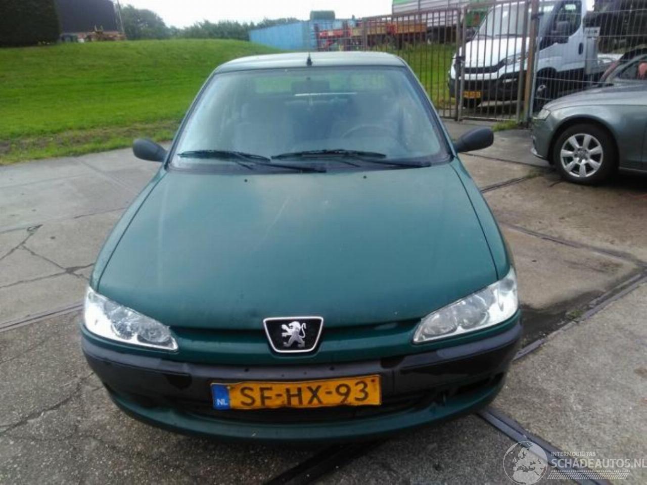 Peugeot 306 306 (7B), Sedan, 1993 / 2002 1.4 SL,SR