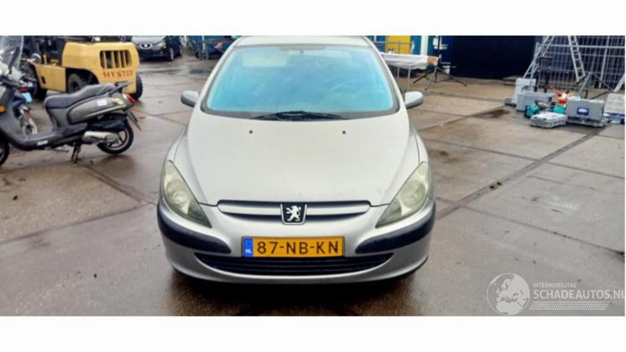 Peugeot 307 307 (3A/C/D), Hatchback, 2000 / 2009 2.0 16V