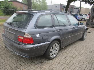BMW 3-serie 325xi picture 3