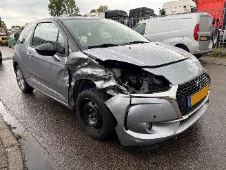 Citroën DS3  picture 2