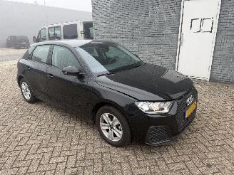 Unfallwagen Audi A1 25 TFSI Automaat PDC 2024/8