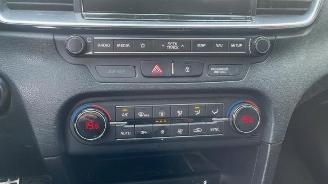 Kia Cee d Ceed (CDB5/CDBB), Hatchback 5-drs, 2018 1.0i T-GDi 12V picture 26