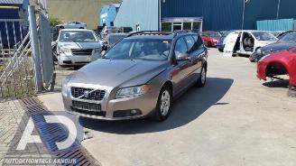Dezmembrări autoturisme Volvo V-70 V70 (BW), Combi, 2007 / 2016 2.4 D5 20V 2009