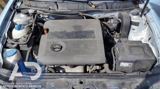 Seat Leon Leon (1M1), Hatchback 5-drs, 1999 / 2006 1.6 16V picture 14