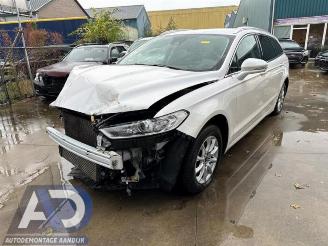 Salvage car Ford Mondeo Mondeo V Wagon, Combi, 2014 / 2022 2.0 TDCi 150 16V 2019