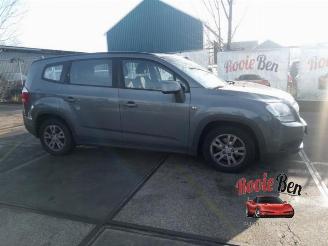 Chevrolet Orlando Orlando (YYM/YYW), MPV, 2010 / 2015 1.8 16V VVT Bifuel picture 4
