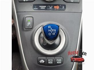 Toyota Auris Auris (E15), Hatchback, 2006 / 2012 1.8 16V HSD Full Hybrid picture 11