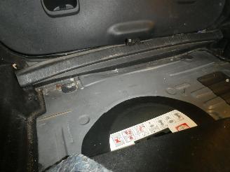 Renault Clio IV GRANDTOUR CO picture 16