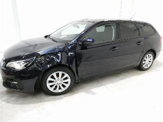 Peugeot 308 II SW STYLE picture 4