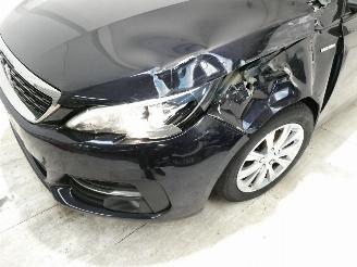 Peugeot 308 II SW STYLE picture 3