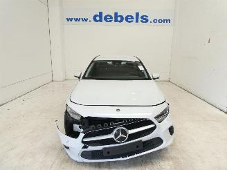 Schadeauto Mercedes A-klasse 1.5D A 180 D 2020/10