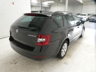 Skoda Octavia AMBITION picture 6