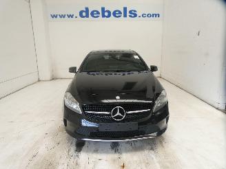 Unfallwagen Mercedes A-klasse D 2016/9