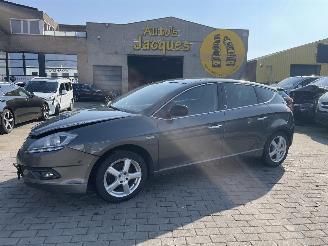 damaged passenger cars Lancia Delta 1.6 MTJT 2014/6