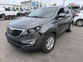 Kia Sportage 1.6I LOUNGE picture 3