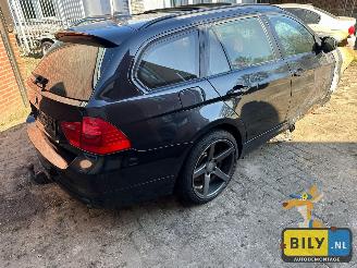 demontáž osobní automobily BMW 3-serie E91 330D N57 2009/1
