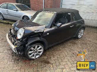 Salvage car Mini Cabrio R52 Cabrio W10B16 astro-black metallic (A25) 2005/1