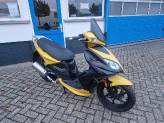 Kymco  SUPER 8 45KM picture 4