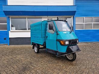 krockskadad bil bromfiets Piaggio  APE VAN 50 AZURO BAY 2018/4